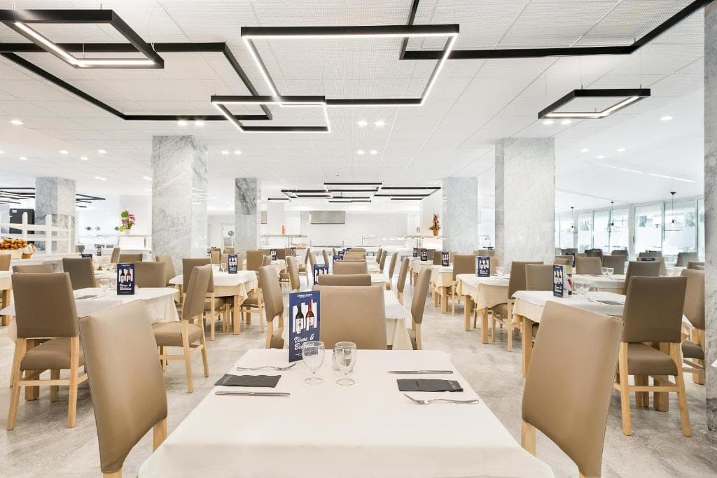 Best Da Vinci Hotel - 19