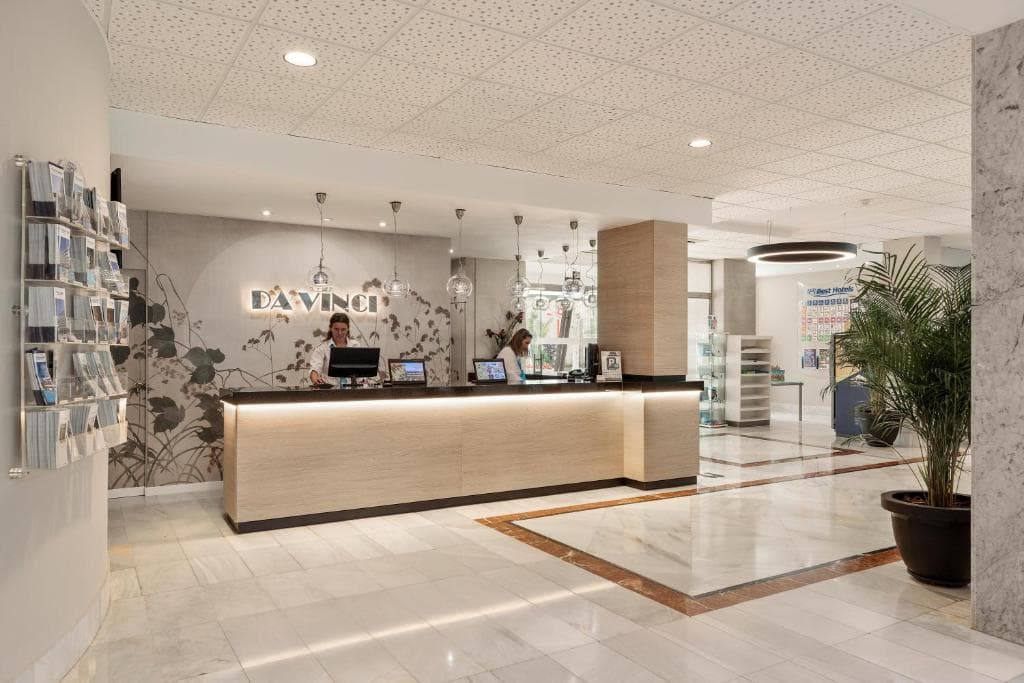 Best Da Vinci Hotel - 41