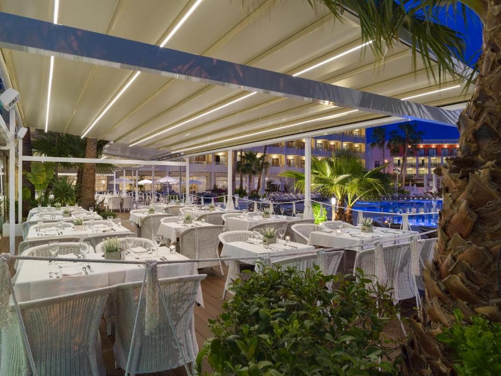 Barcelona - Hotel H10 Cambrils Playa - 39