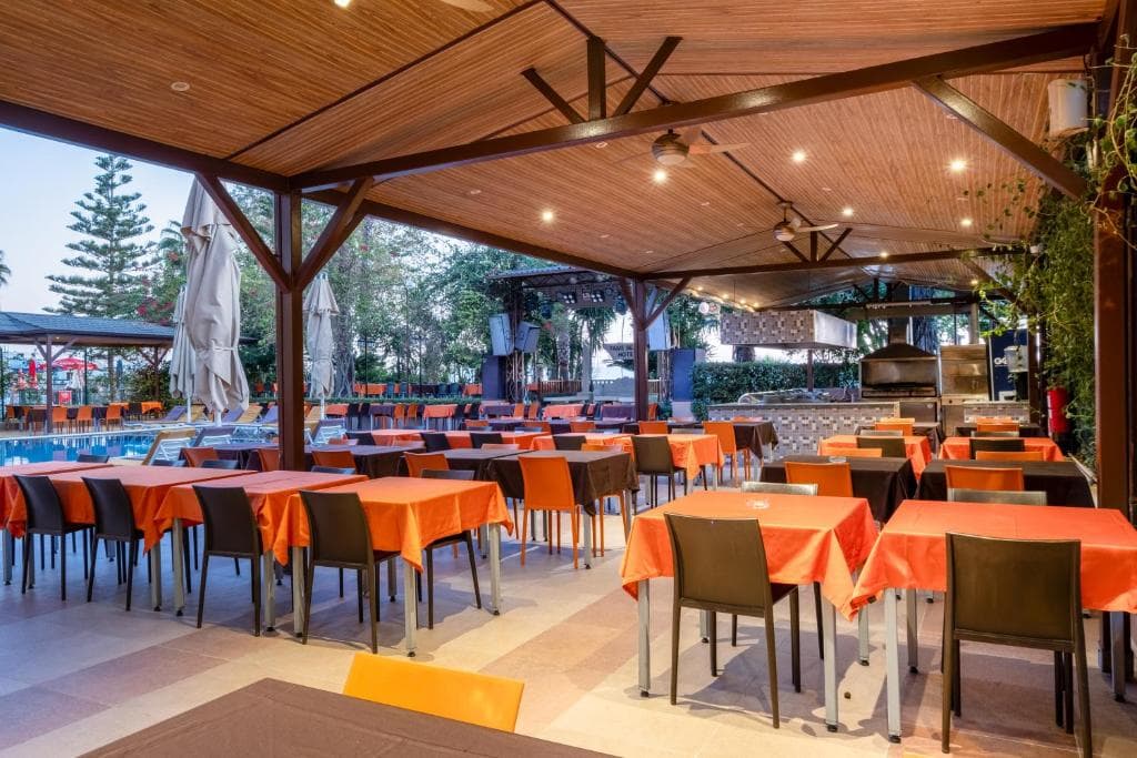FAME BEACH HOTEL - 3