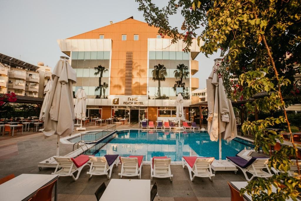 FAME BEACH HOTEL - 9