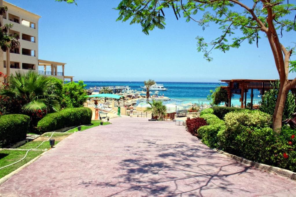 King Tut Aqua Park Beach Resort - 22
