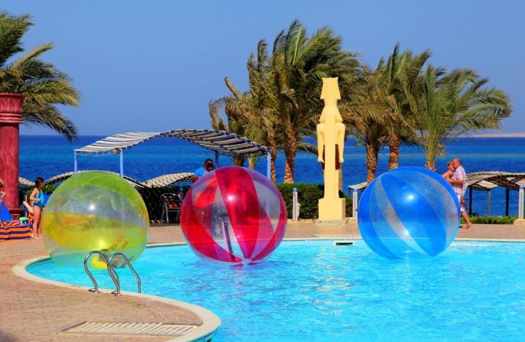 Sphinx Aqua Park Beach Resort - 9