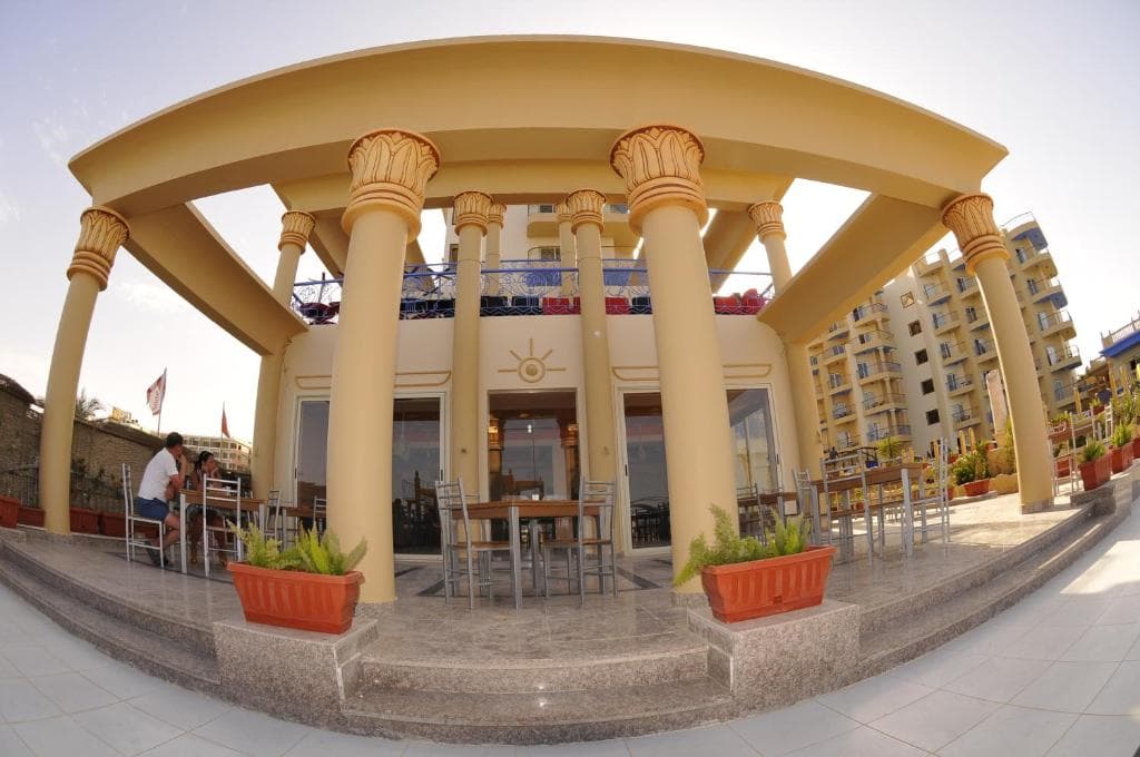 Sphinx Aqua Park Beach Resort - 22