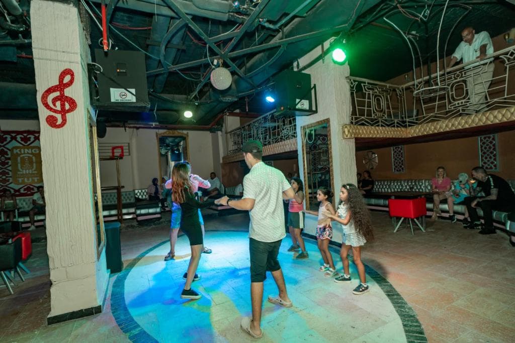 Sphinx Aqua Park Beach Resort - 45