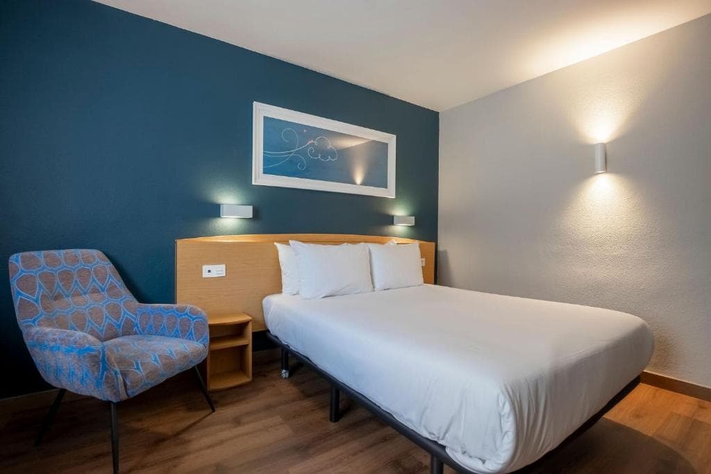 Hotel Travelodge Alicante Puerto - 6