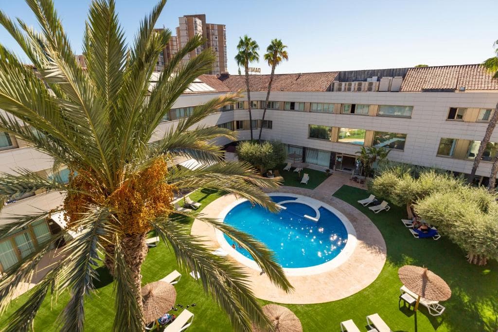 Hotel Daniya Alicante - 1