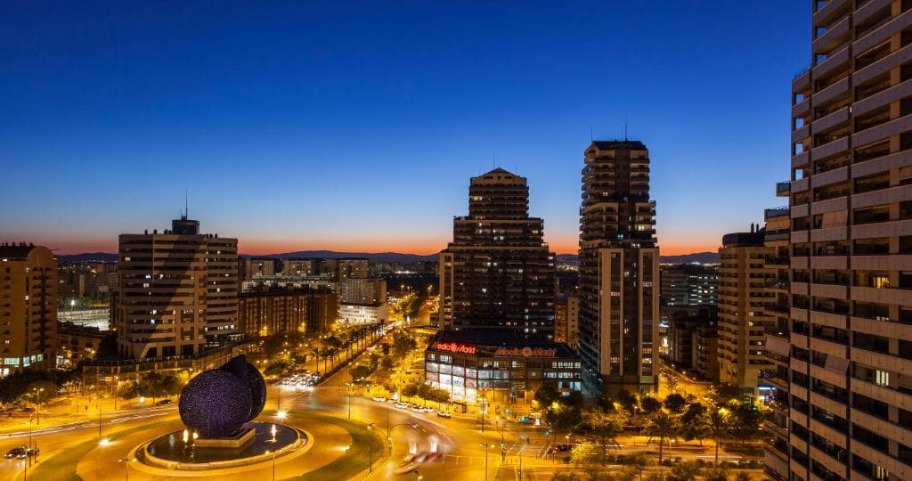 Hotel Ilunion Valencia 3 - 24