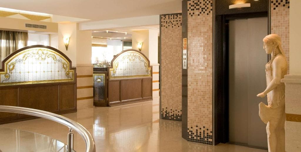 Hotel Best Western Plus Plaza - 7