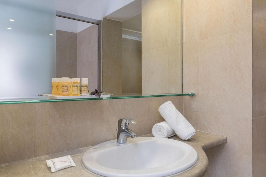 Hotel Best Western Plus Plaza - 18