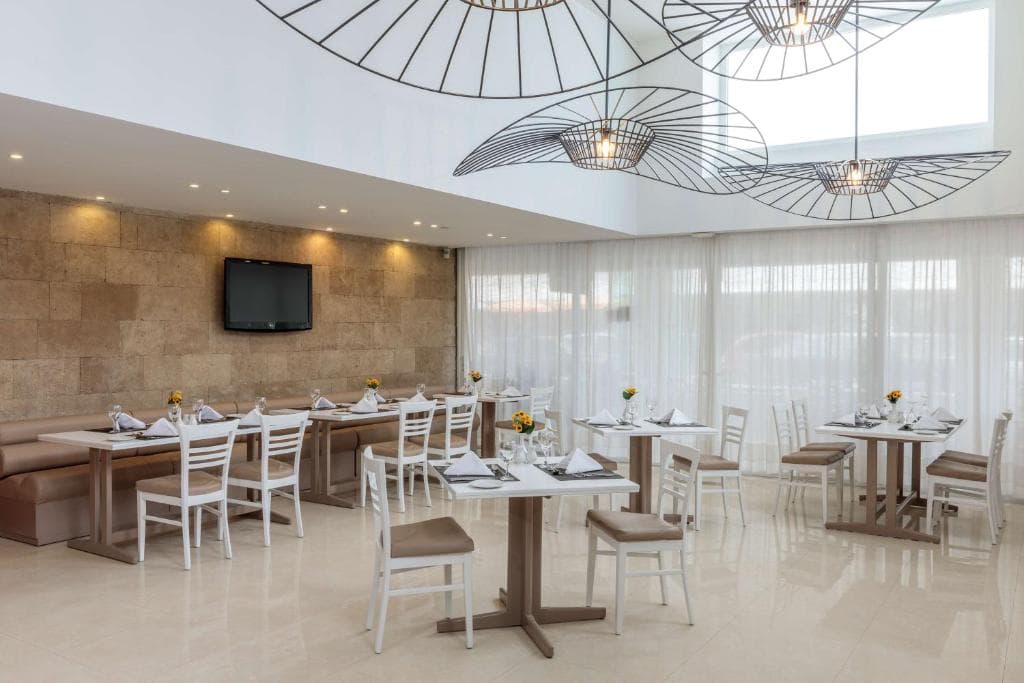 Hotel Best Western Plus Plaza - 21