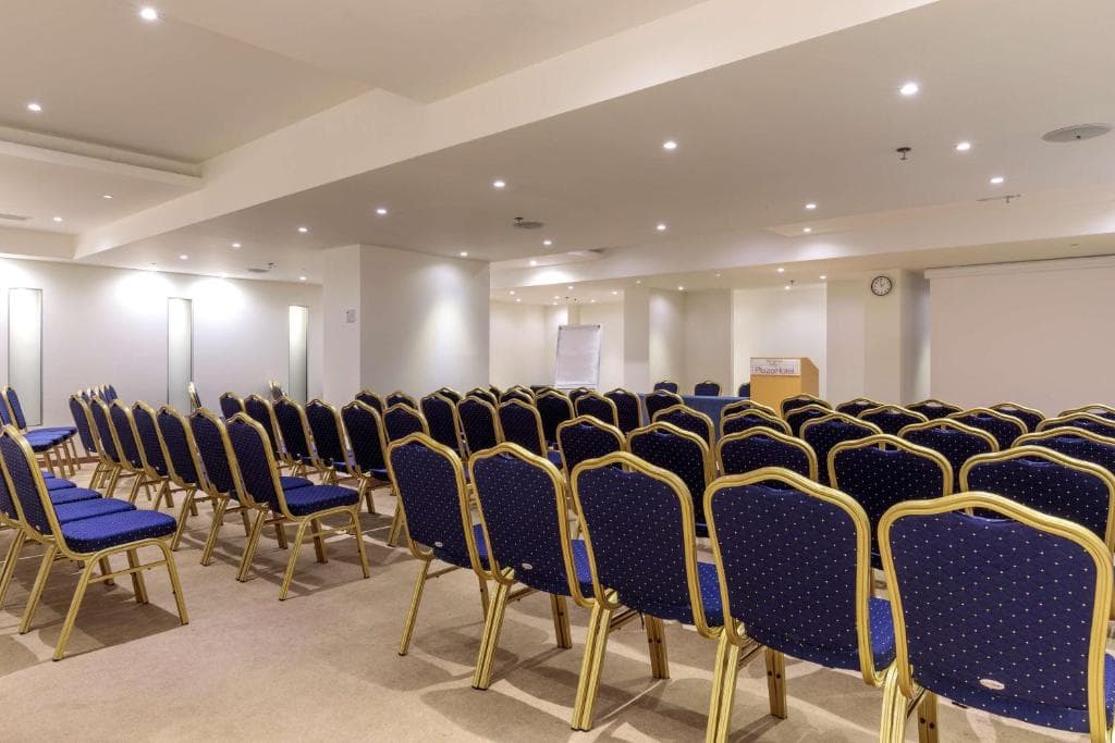 Hotel Best Western Plus Plaza - 26