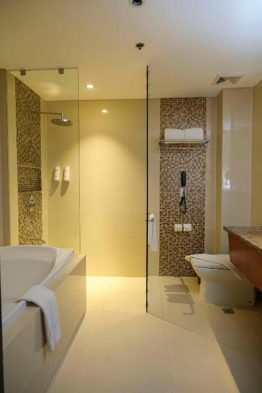 Best Western Plus The Ivywall Resort - 5