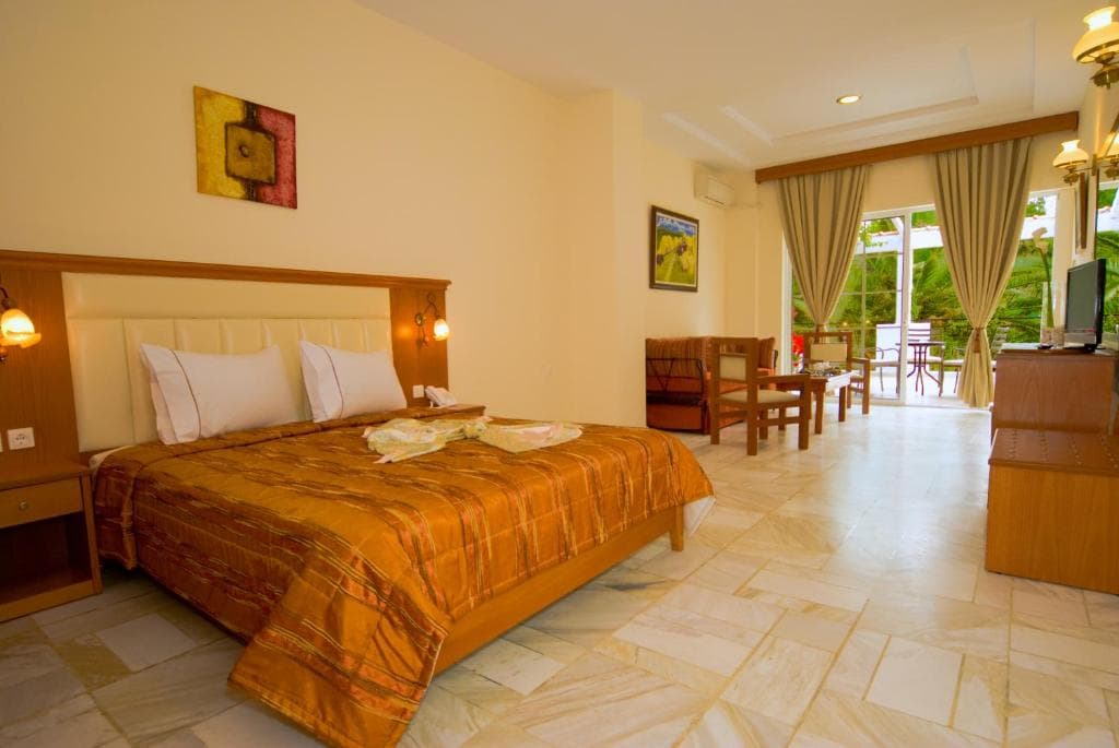 Porfi Beach - 5