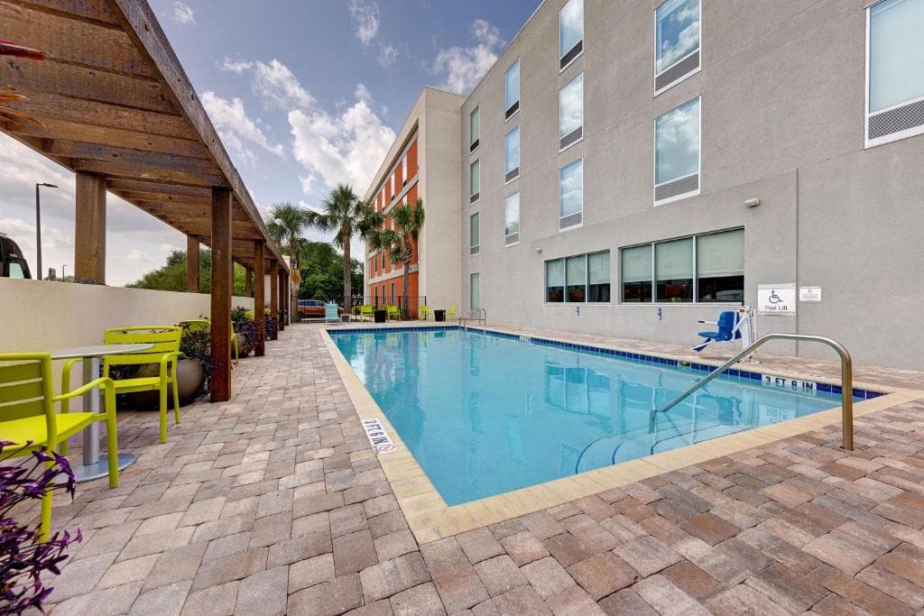 Home2 Suites by Hilton Orlando International Drive South - 4