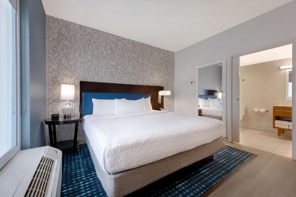 Home2 Suites by Hilton Orlando International Drive South - 33