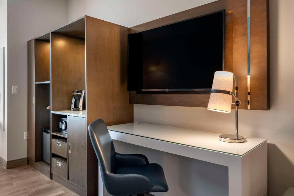 Hotel Cambria Orlando Airport - 23