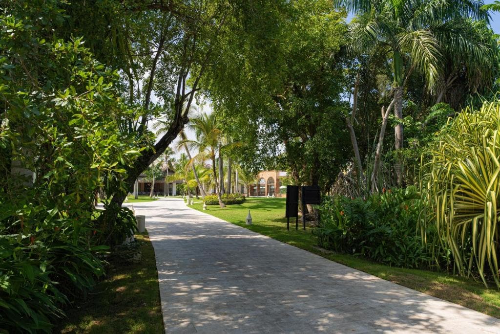 Tropical Princess Beach Resort & Spa - 7