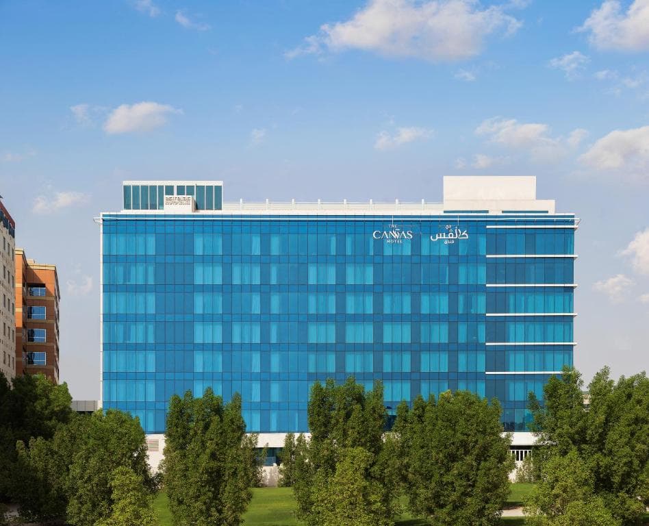 Charter Dubai - The Canvas Hotel Dubai