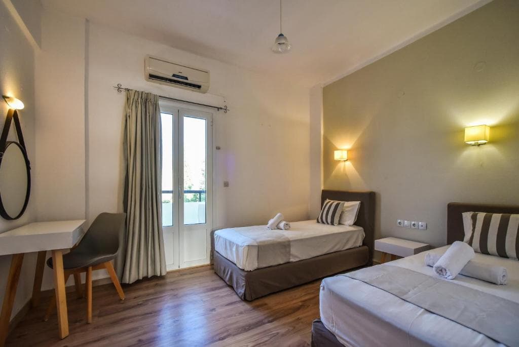 Iraklis Apartments - 8