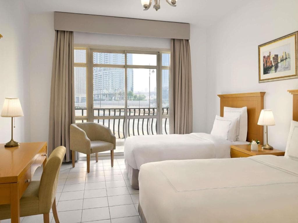 Swissotel Al Murooj Dubai - 4