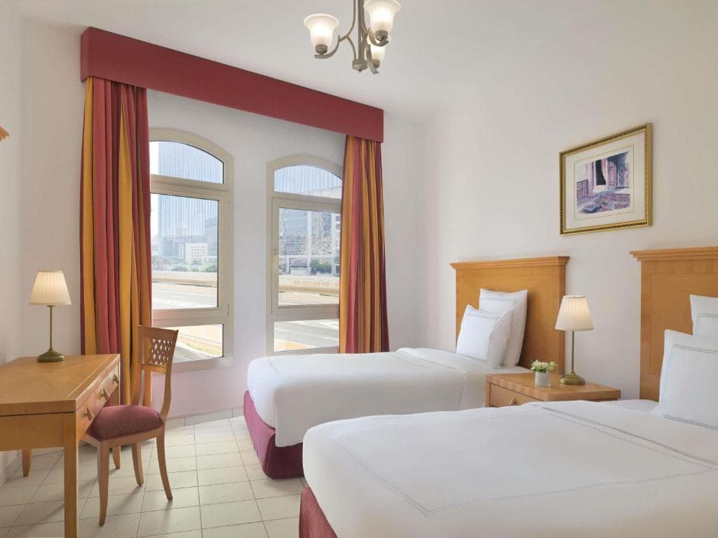 Swissotel Al Murooj Dubai - 7
