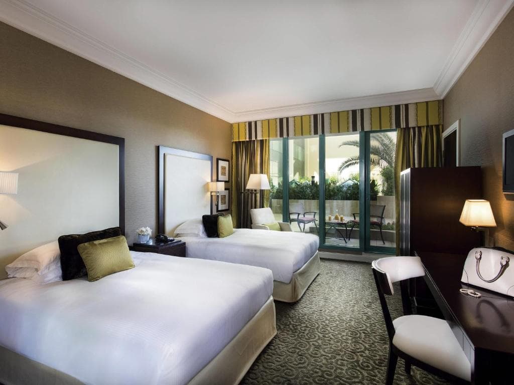 Hotel Movenpick Grand Al Bustan - 16