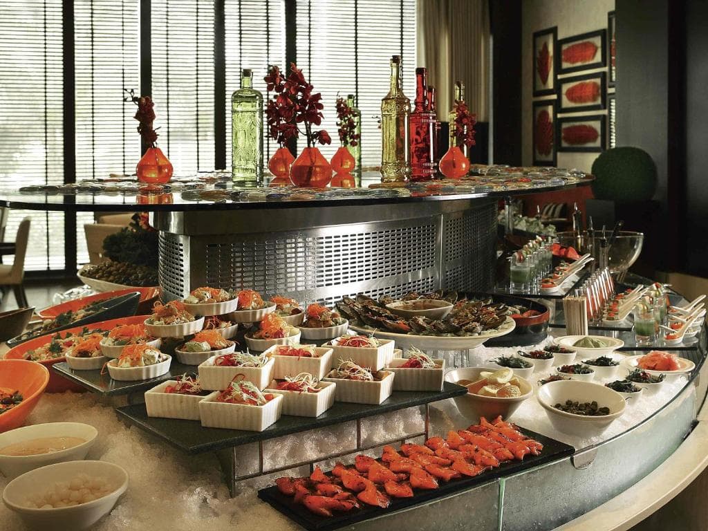 Hotel Movenpick Grand Al Bustan - 23