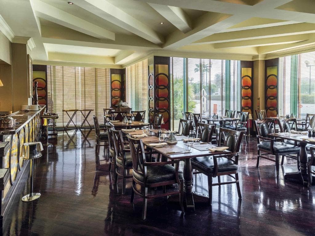 Hotel Movenpick Grand Al Bustan - 32