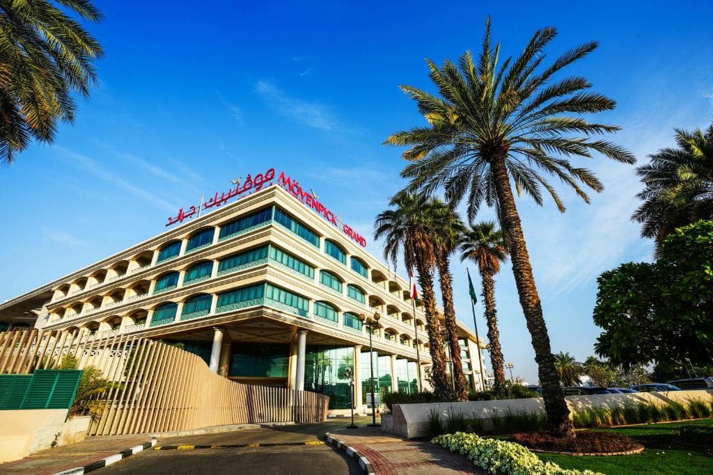 Hotel Movenpick Grand Al Bustan - 1