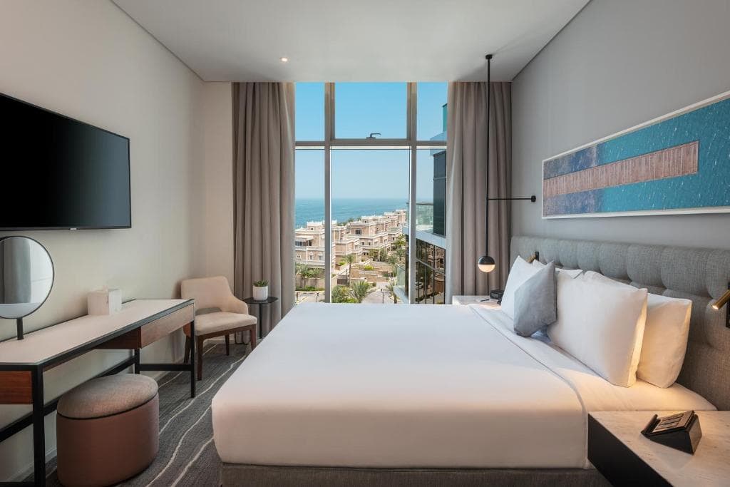 Th8 Palm Dubai Beach Resort, Vignette Collection - 3