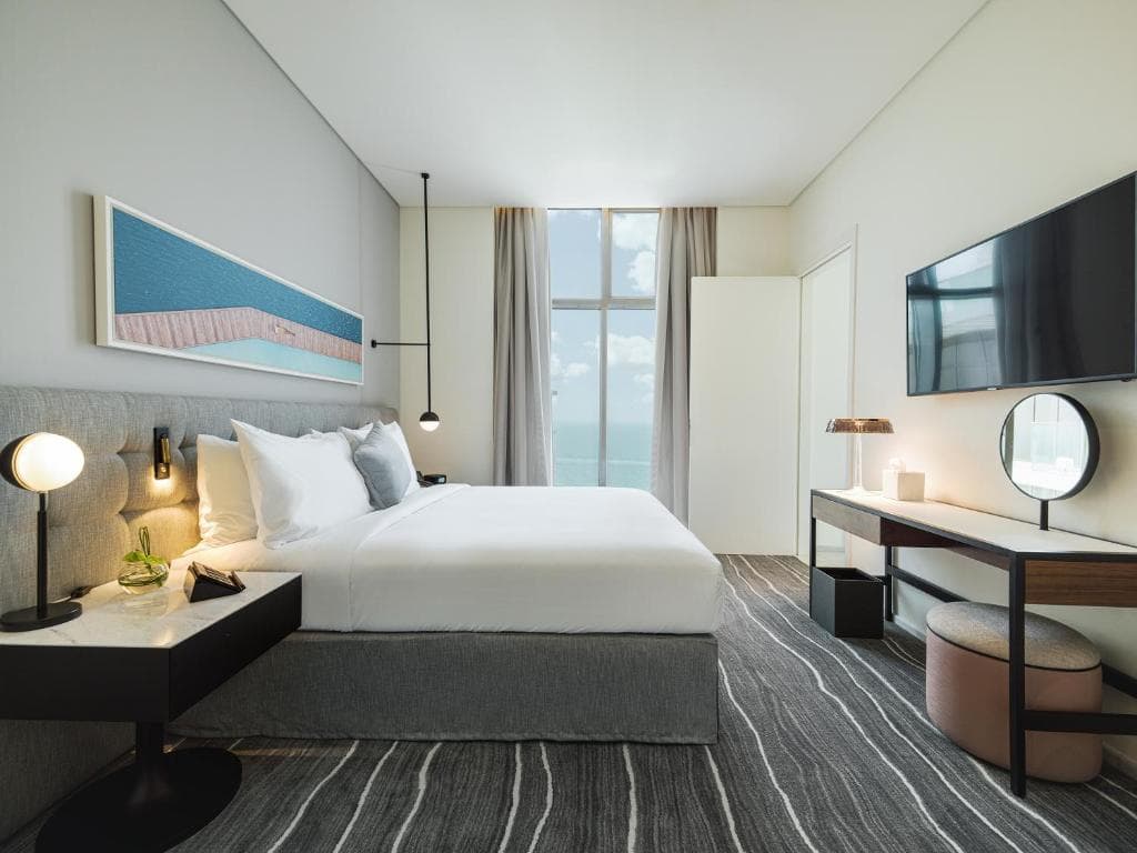Th8 Palm Dubai Beach Resort, Vignette Collection - 39