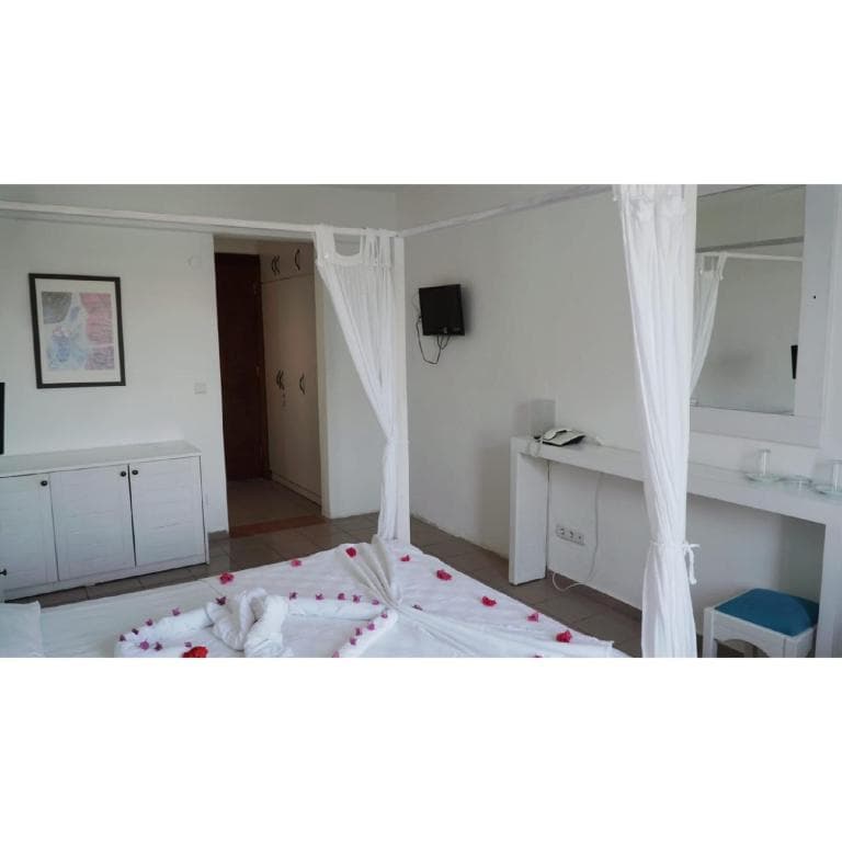 Hotel Gumbet Cove - 20