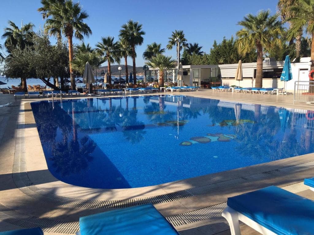 Hotel Nagi Beach - 9