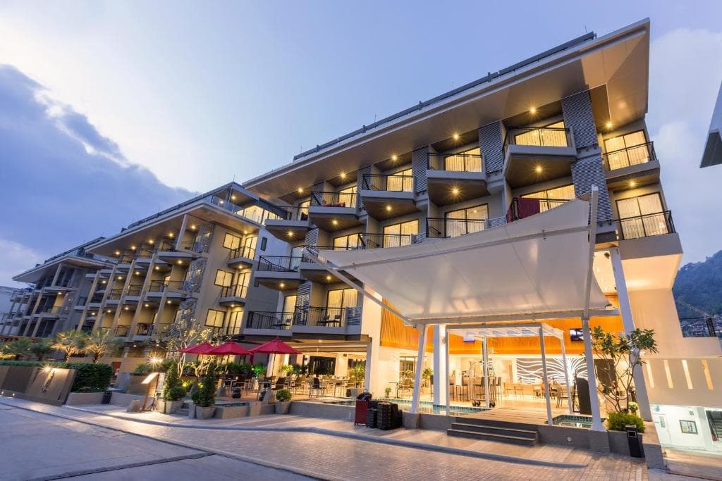 The Charm Resort Phuket - 30