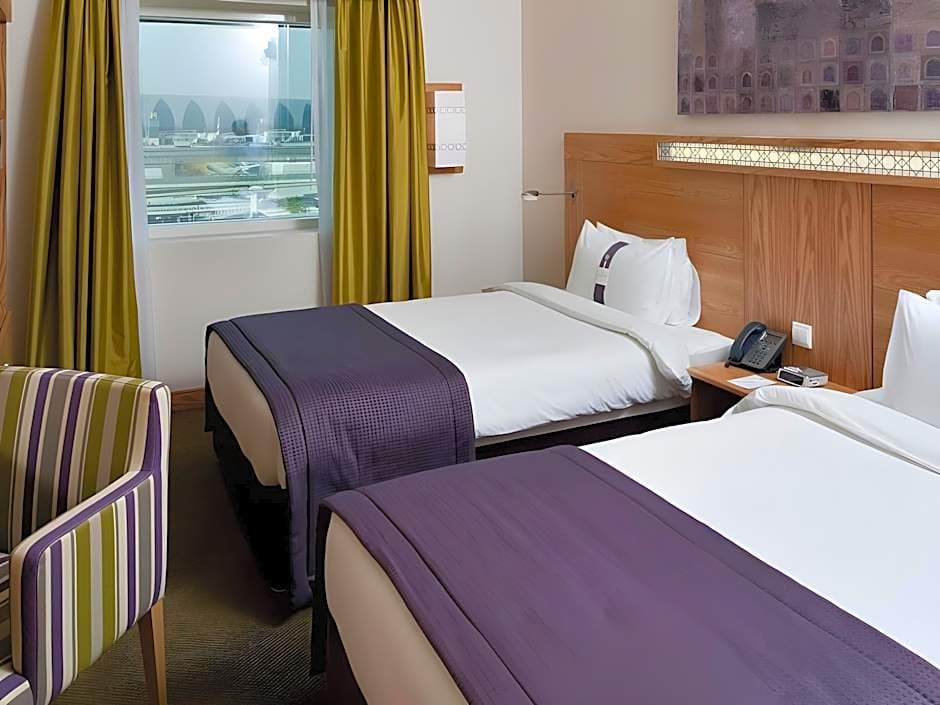 Hotel Holiday Inn Express Dubai Airport, an IHG - 3