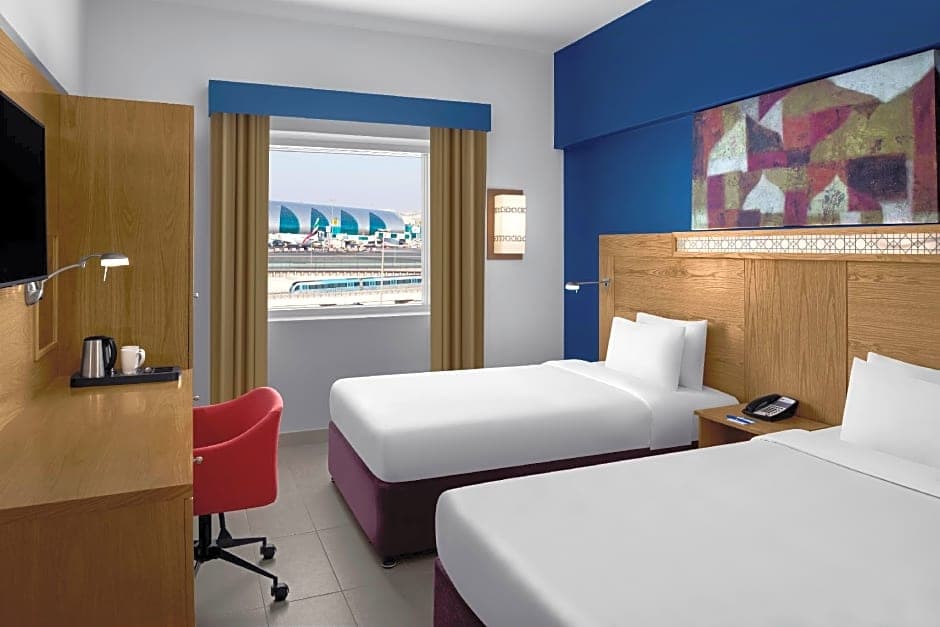 Hotel Holiday Inn Express Dubai Airport, an IHG - 6