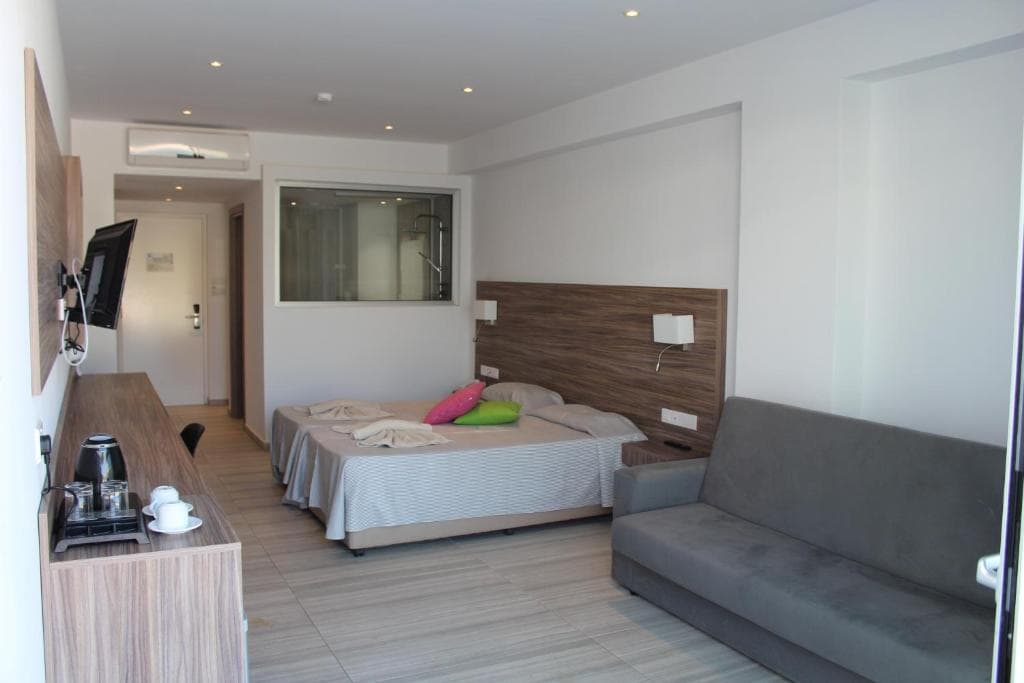 Hotel Fedrania Gardens - 37