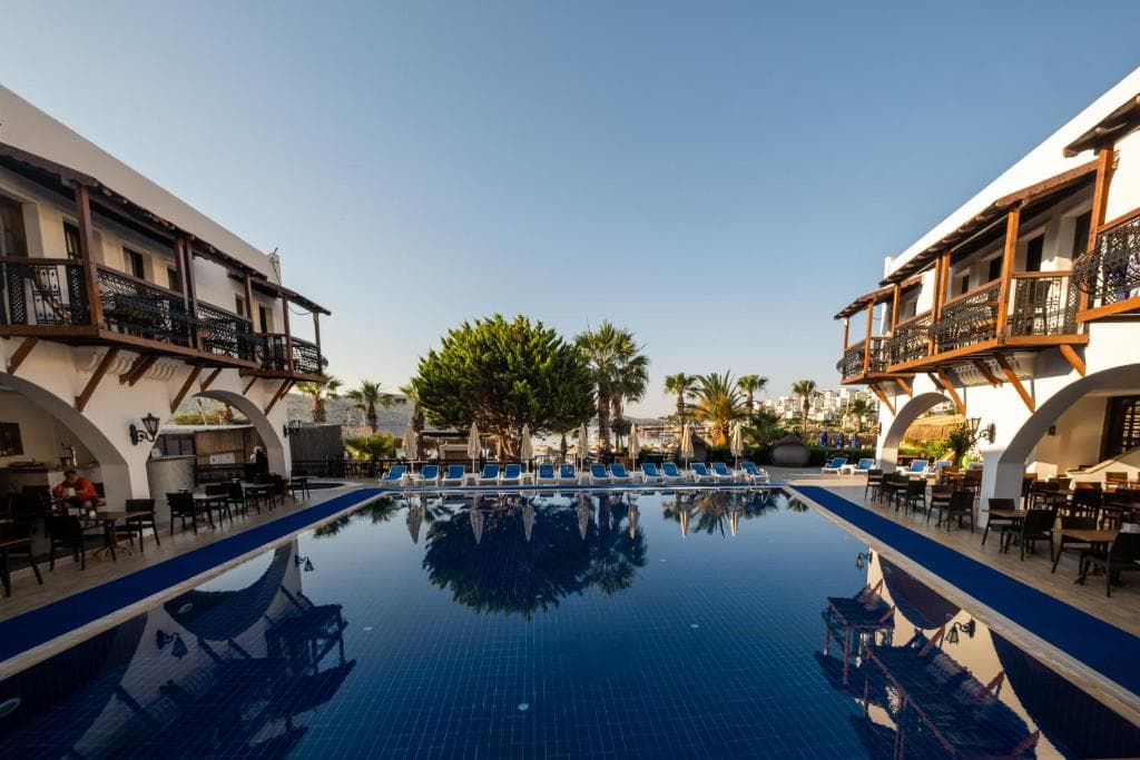 Costa Bitezhan Hotel - 3