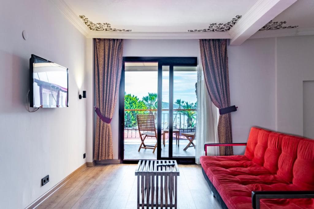 Costa Bitezhan Hotel - 4