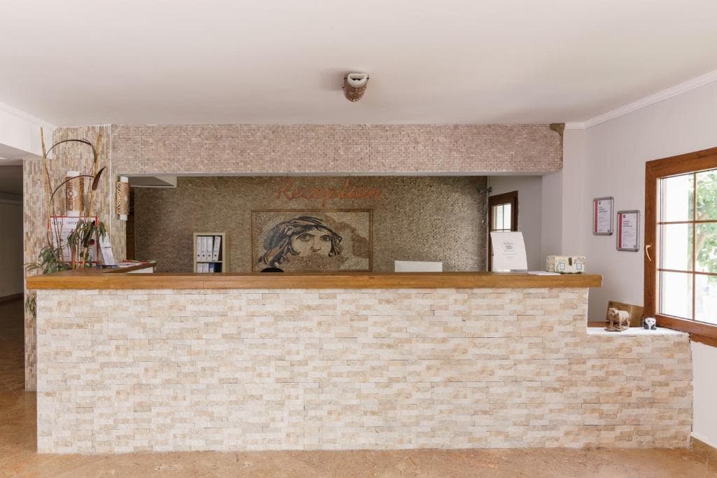 Costa Bitezhan Hotel - 37