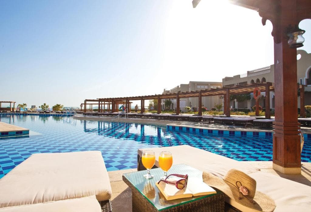 Sunrise Arabian Beach Resort - 7
