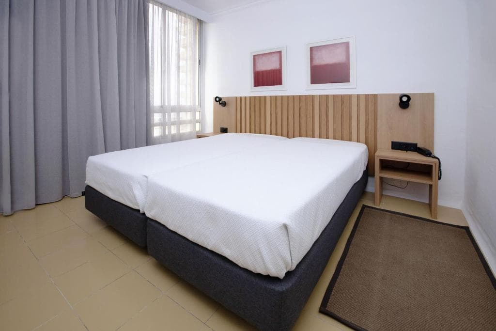 Aparthotel Foz Atlantida - 2