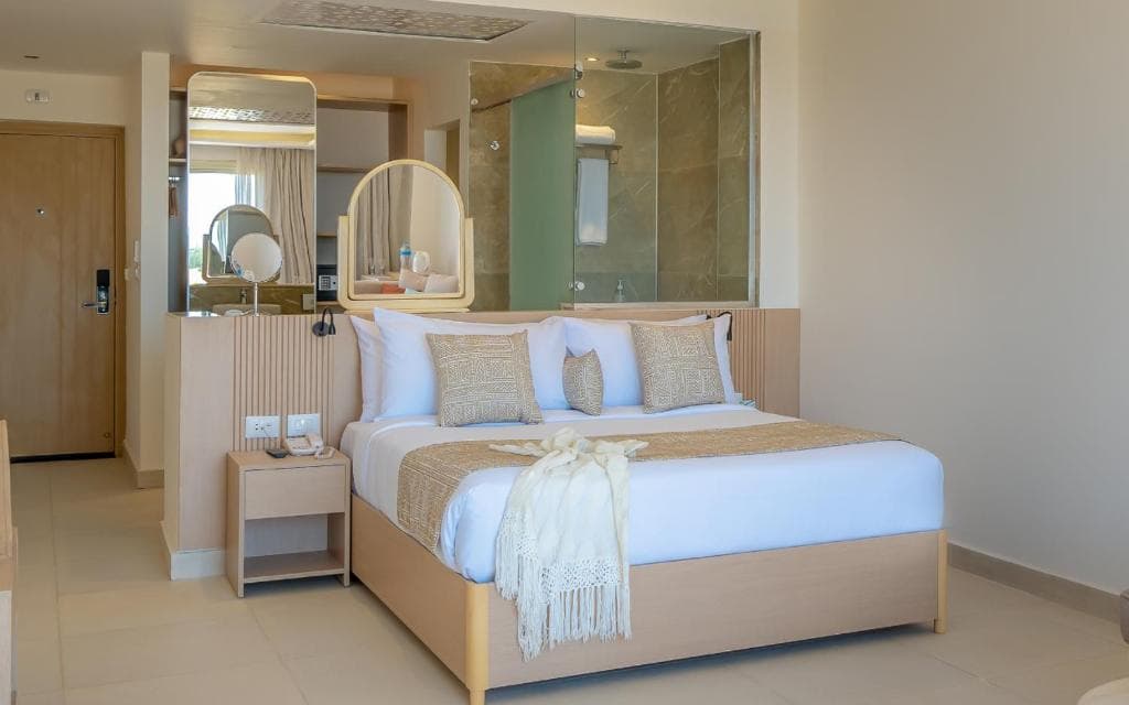 The Three Corners Equinox Beach Resort - 4