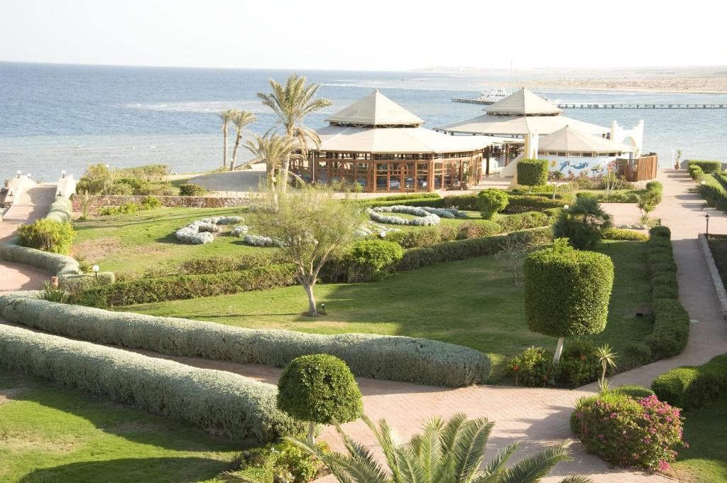 The Three Corners Equinox Beach Resort - 12