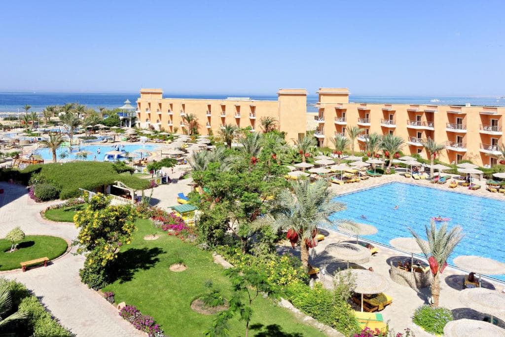 Three Corners Sunny Beach Resort - 2