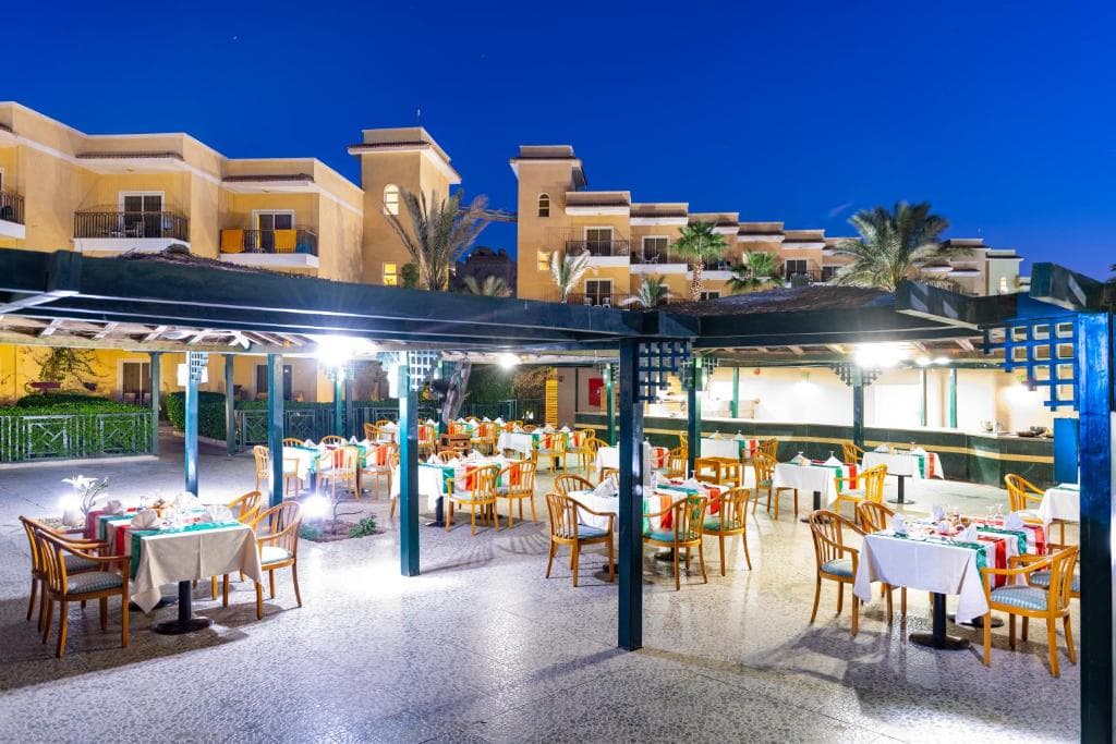 Three Corners Sunny Beach Resort - 45