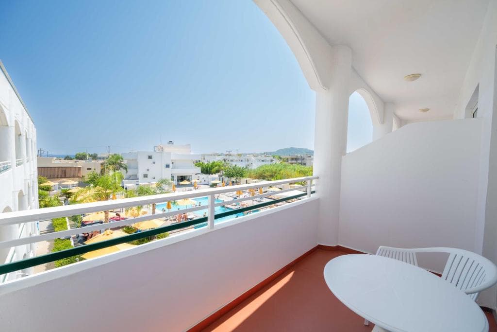 Astron Hotel - 2