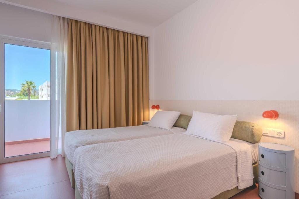 Astron Hotel - 18