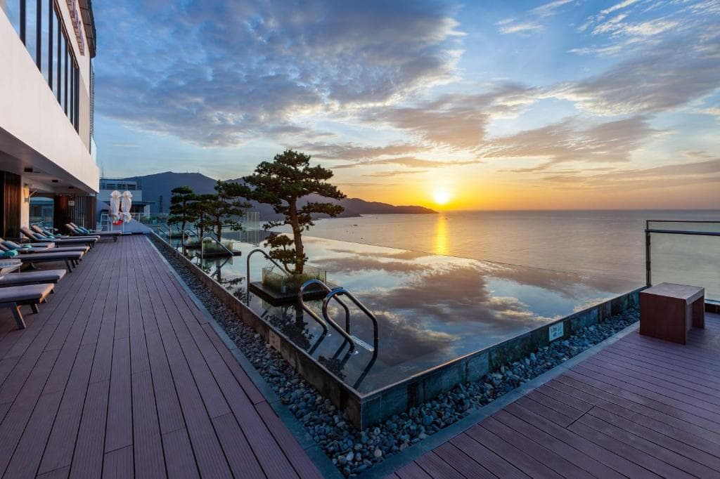 Hilton Garden Inn Da Nang - 9